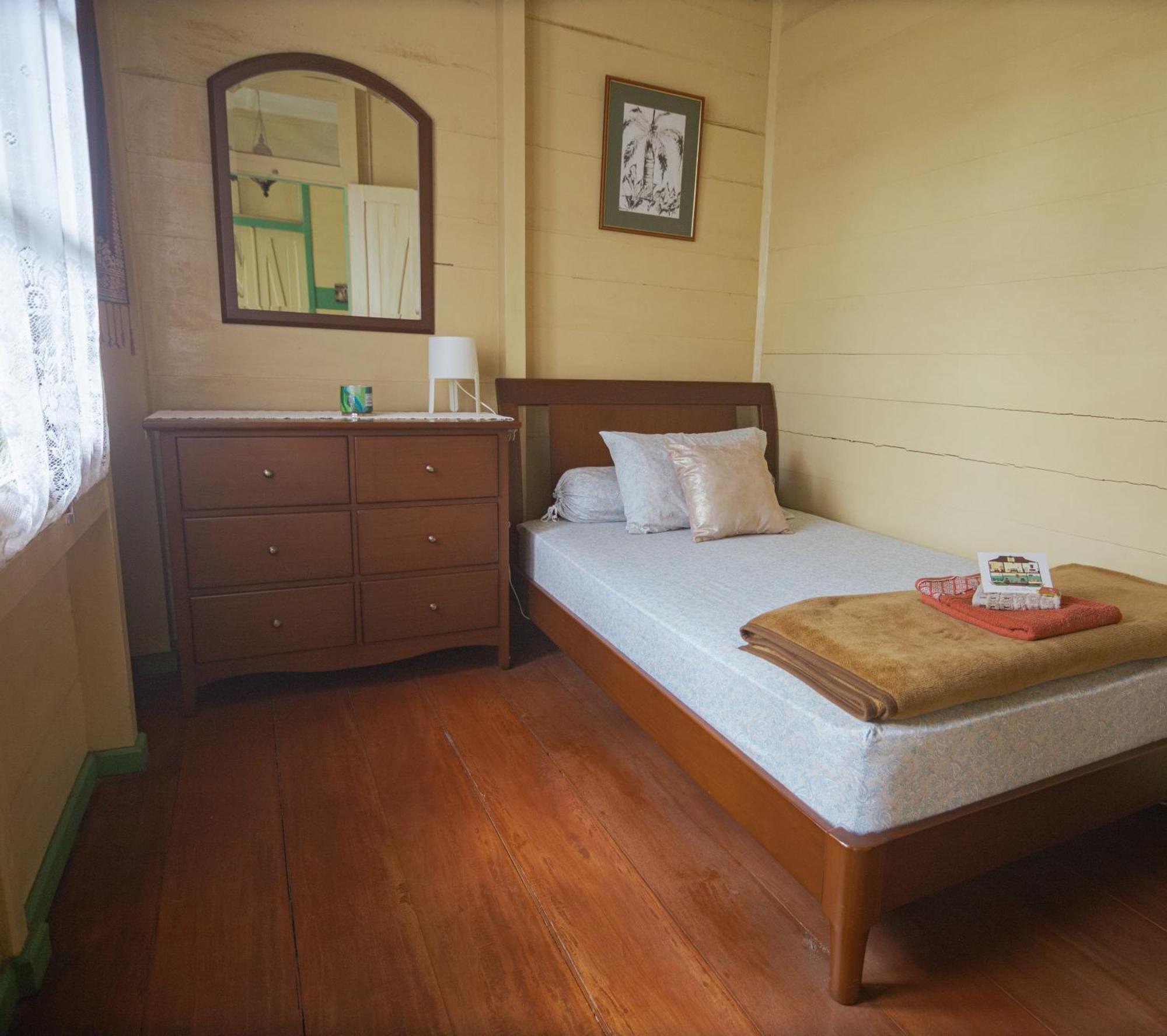 Rumah Nizar Bukittinggi Esterno foto